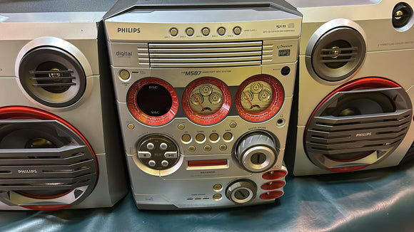 Phillips FWM-587/37 Mini Stereo/Game Sound System